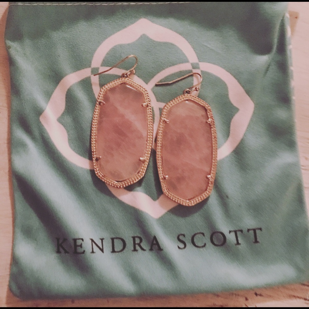 Kendra Scott Danielle Earrings